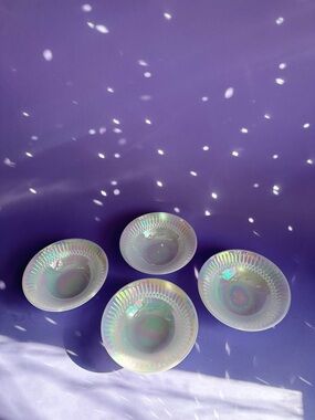Set of 4 Vintage Iridescent Moonglow Federal Glass Cereal Bowls